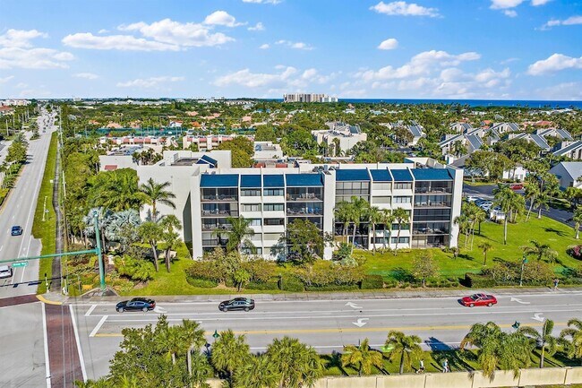 Building Photo - 1605 S US Hwy 1