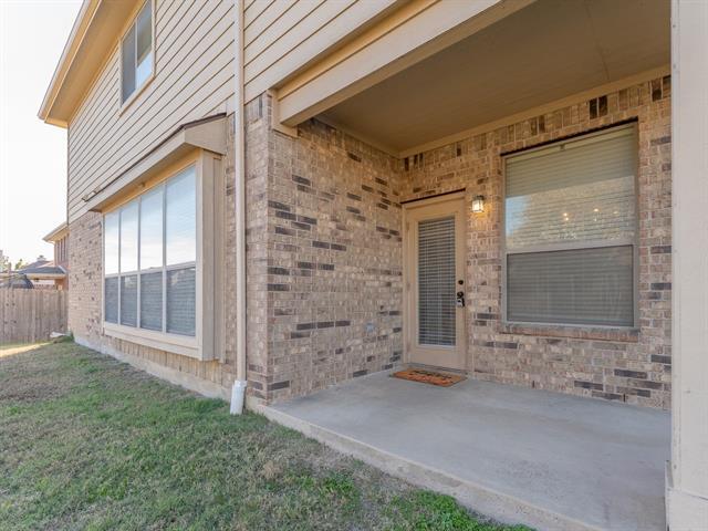 Building Photo - 8240 Lauren Way