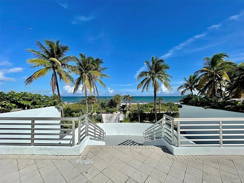 Building Photo - 5151 Collins Ave