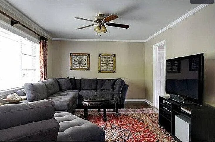 Building Photo - 2342 Cortez Way NE