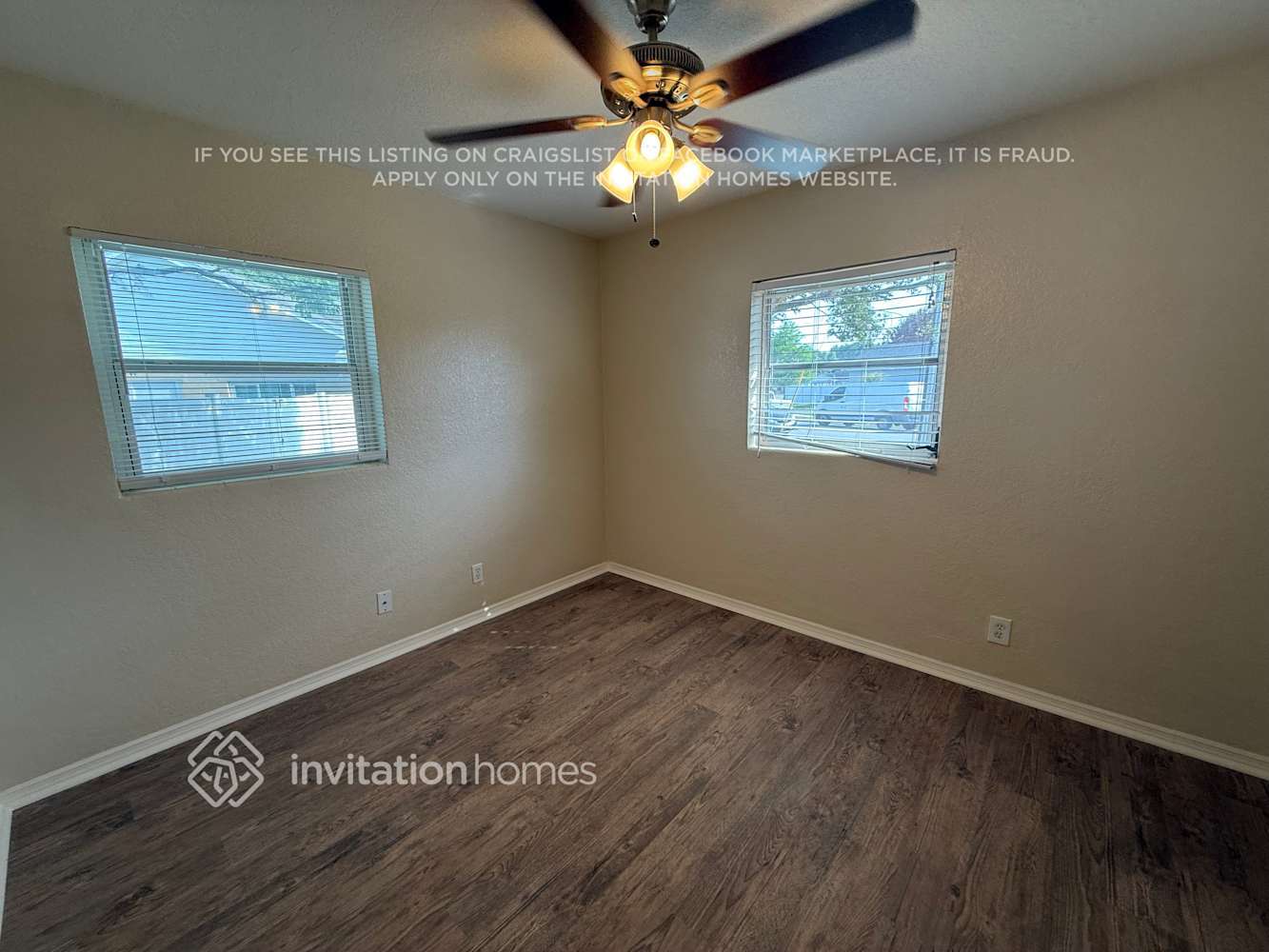 Building Photo - 3253 Little Sound Dr