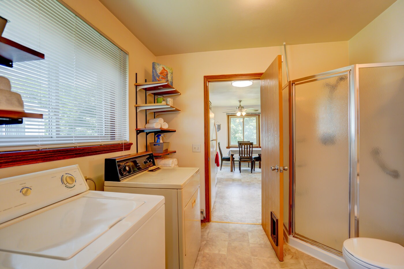 Photos are of mirror unit in the same building. Exact finishes may be different. - 42 Park Heights Court