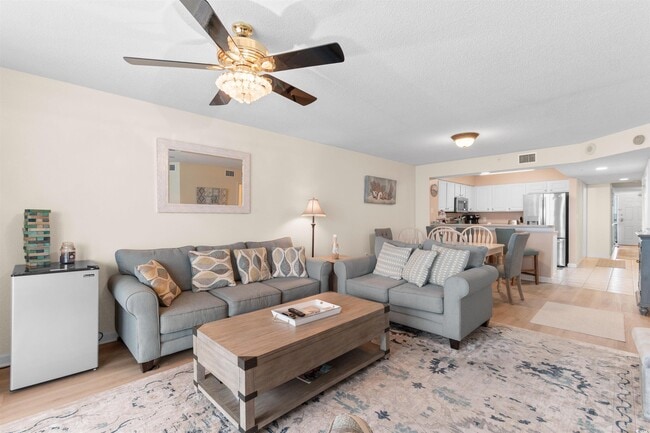 Building Photo - 1003 S Ocean Blvd