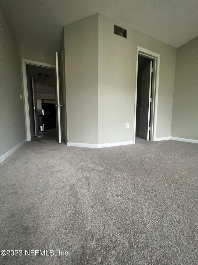 Building Photo - 420 Timberwalk Ct