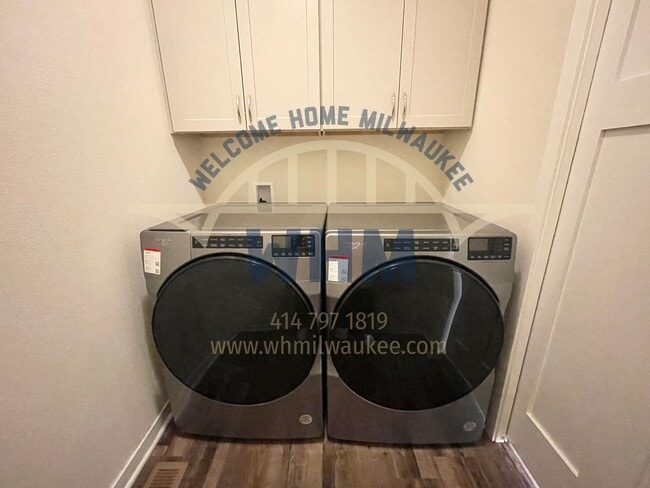 Building Photo - 2935 N 186th St