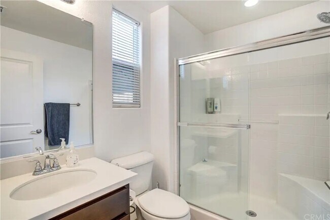 Building Photo - Spacious 4-Bedroom Corner-Lot Home w/ Smar...