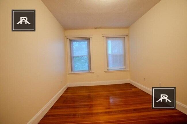 Building Photo - 2 bedroom in Brookline MA 02446