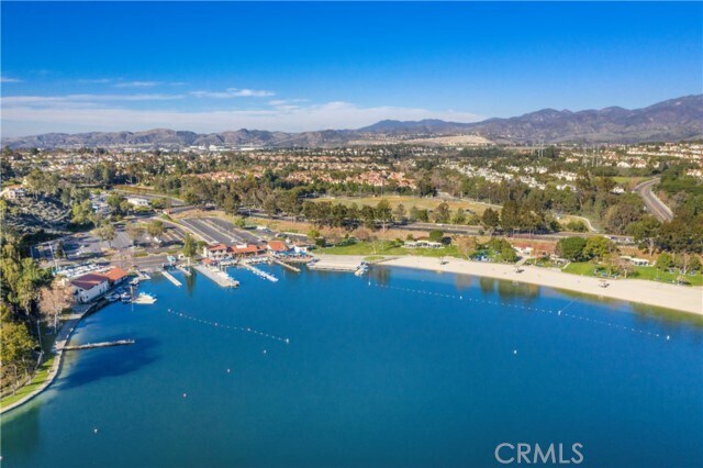 Building Photo - 26941 Stonehaven