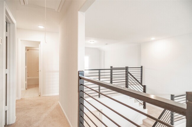 Building Photo - 208 Cambria Green Ln