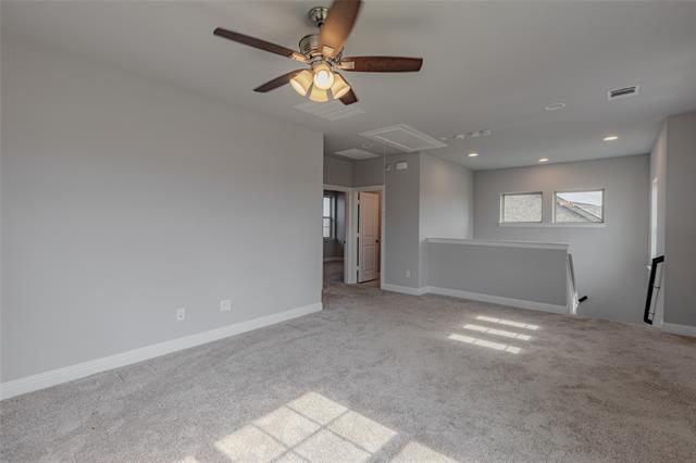 Building Photo - 829 Parkside Dr