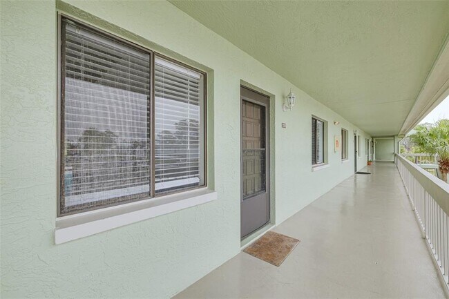 Building Photo - 218 Caryl Way