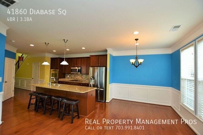 Building Photo - 41860 Diabase Square