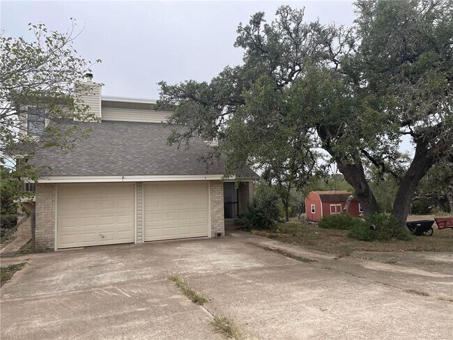 Primary Photo - 210 Oak Springs Dr