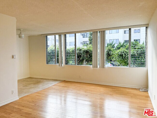 Building Photo - 222 Washington Ave