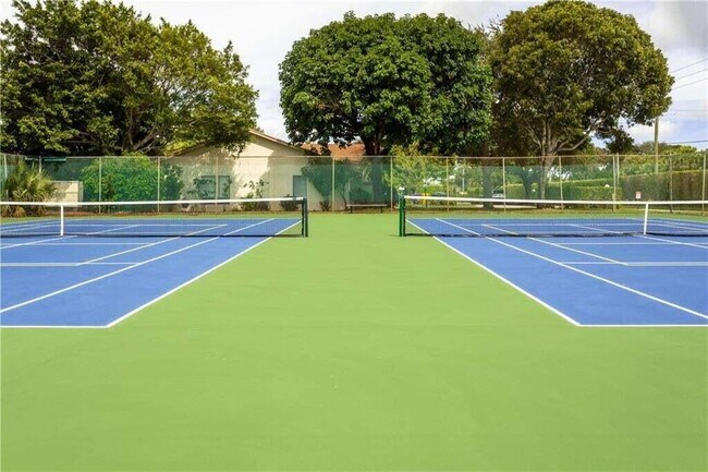 Building Photo - 2800 Fiore Way