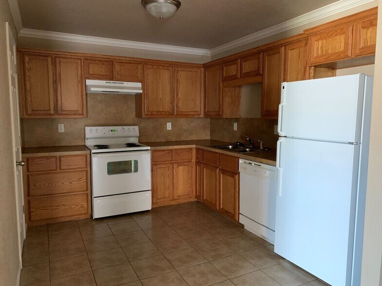 Building Photo - 1301 Powder River Dr