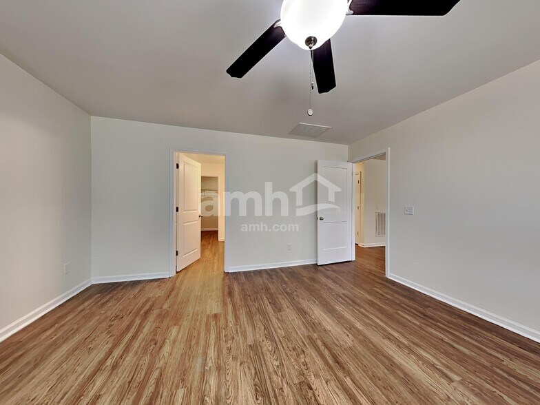 Building Photo - 168 Orion Way