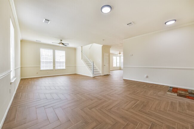 Building Photo - 12018 Country Orchard Ln