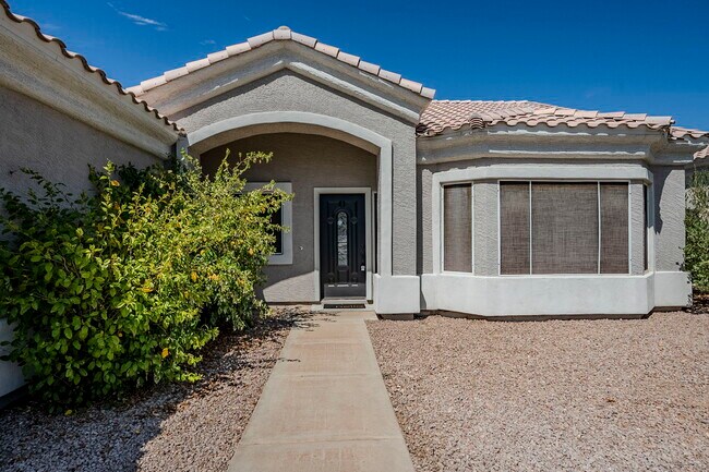 Building Photo - 760 N Swan Dr