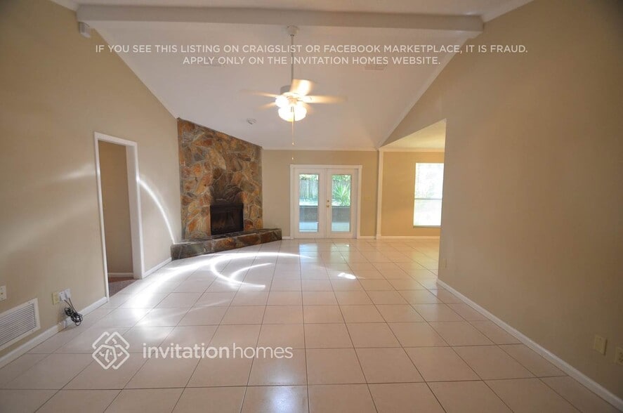 Building Photo - 7362 Boysenberry Ln N