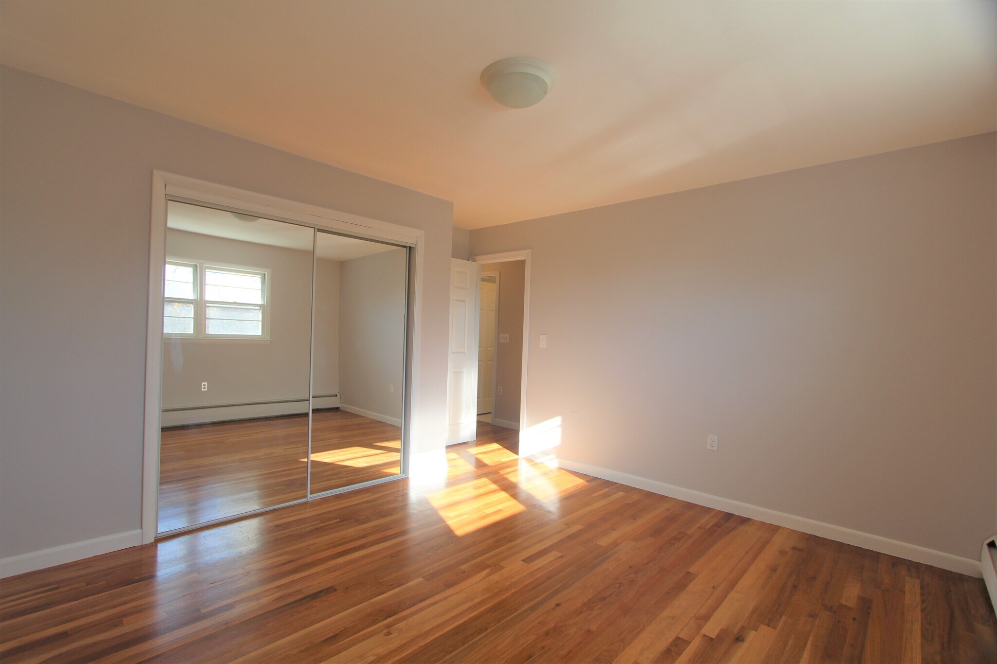 Building Photo - 123 Highland Ave