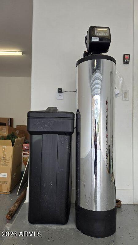 Building Photo - 16512 S 8th Way