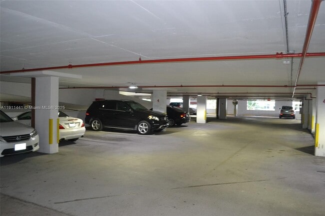 Building Photo - 90 Alton Rd