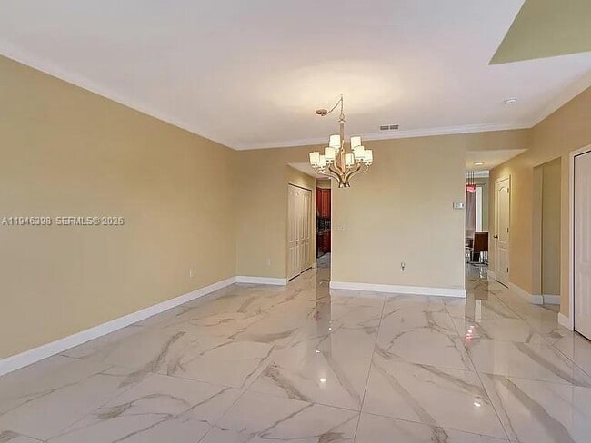 Building Photo - 1018 SW Eckard Ave