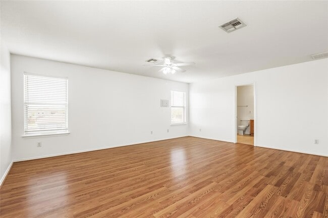 Building Photo - 2010 Ashberry Trail