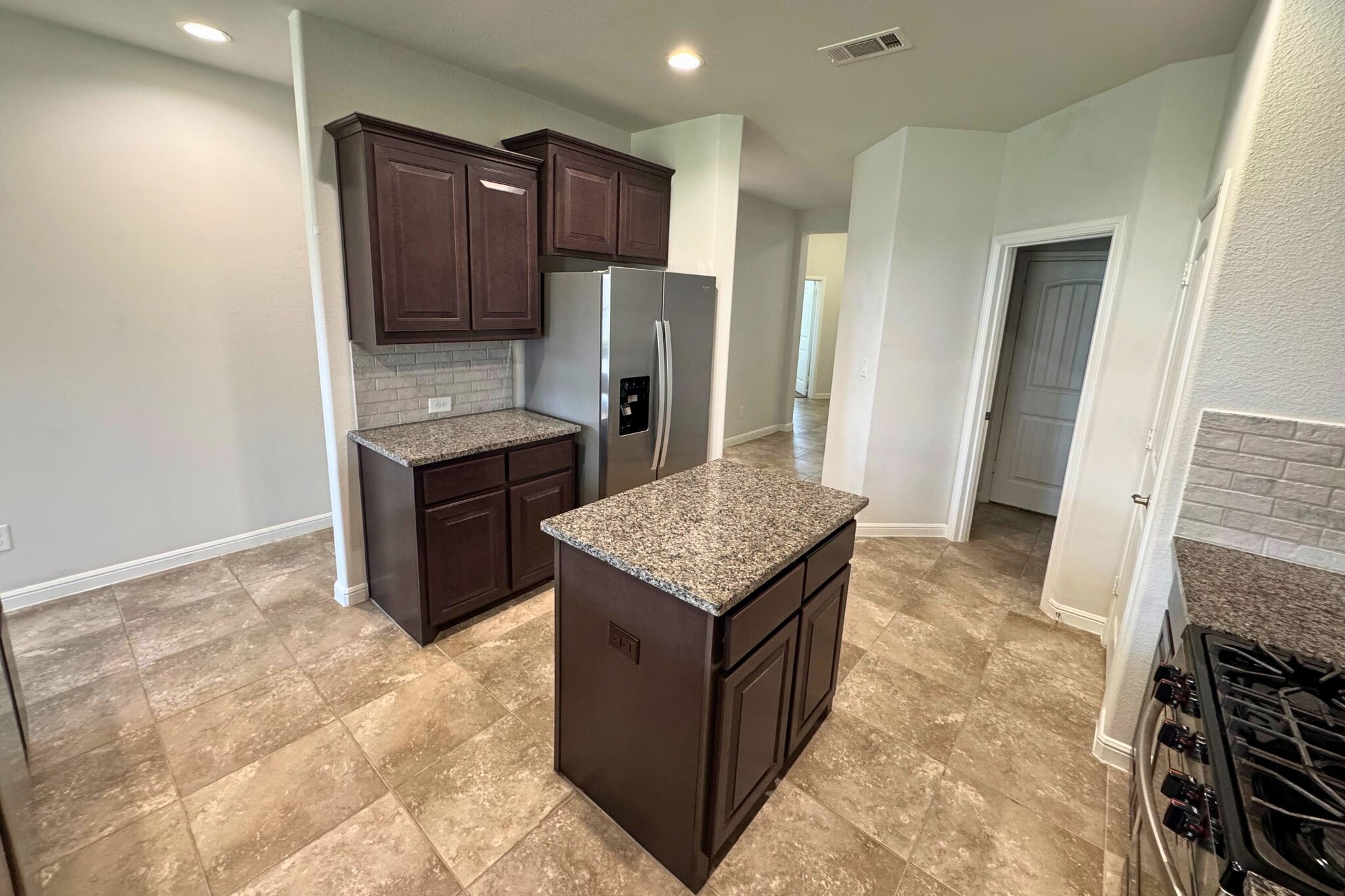 Building Photo - 1608 Bandolier Dr
