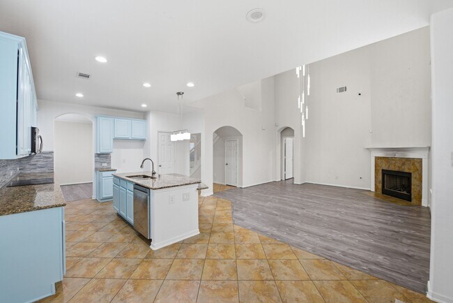 Building Photo - 5002 Rollingstone Rd