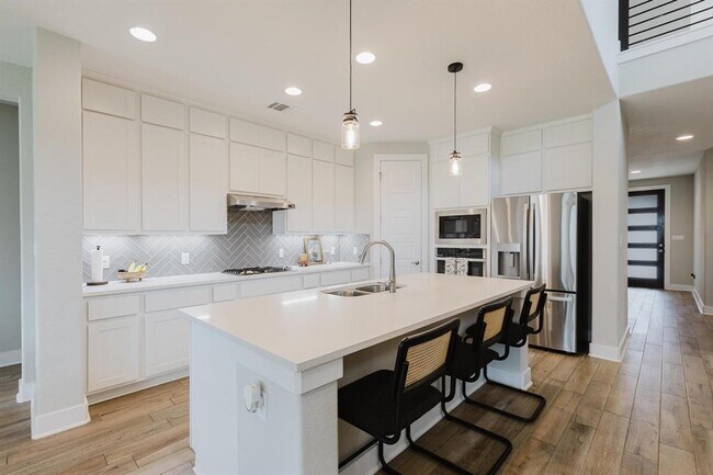 Building Photo - 1104 Lickety Ln