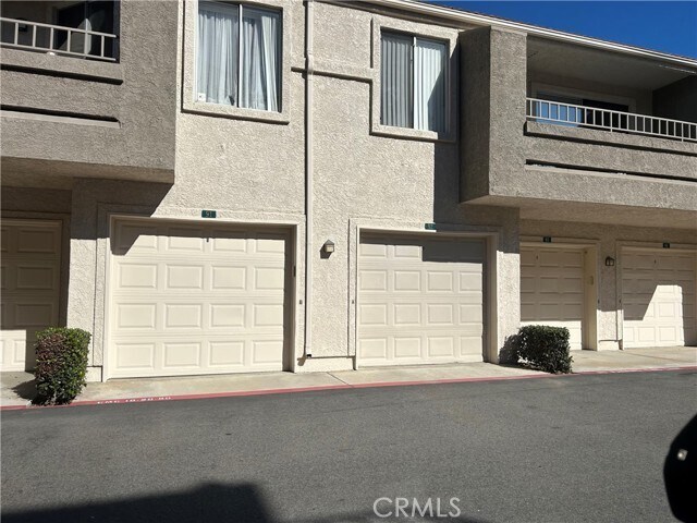 Building Photo - 1030 Vista Del Cerro Dr