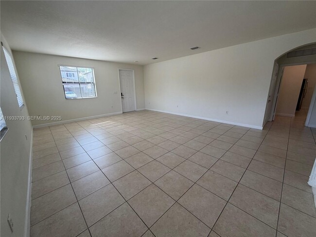 Building Photo - 3501 W 92nd Pl