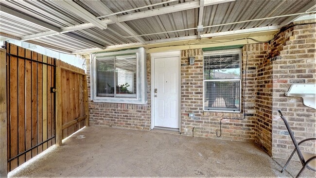 Building Photo - 24314 Spring Mill Ln