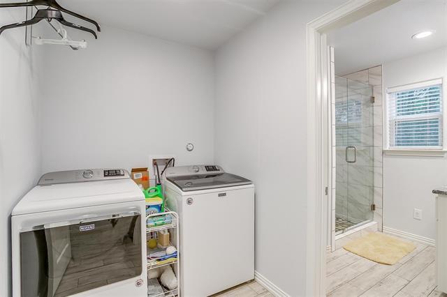 Building Photo - 5624 Donnelly Ave