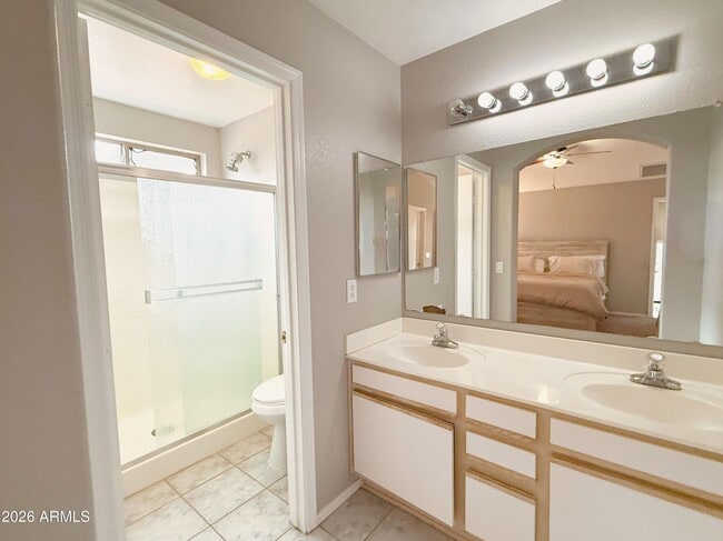 Building Photo - 6757 W Gardenia Ave