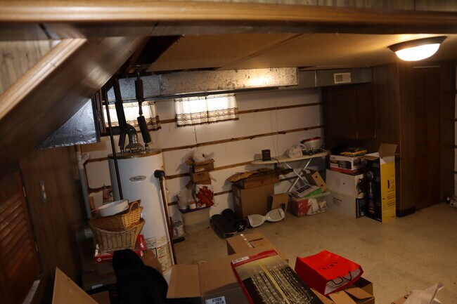 Building Photo - 7344 San Bonita Dr