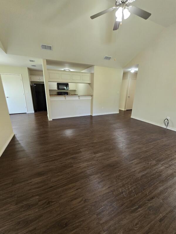 Building Photo - 15185 County Road 195