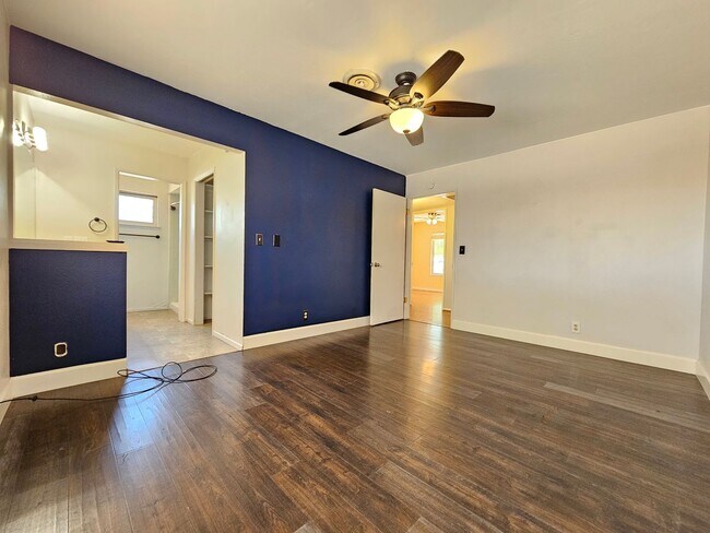 Building Photo - Beautiful home for Rent. Paid Solar, A/C, RV Parking, and Landscaping!