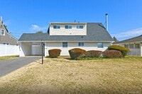 Building Photo - 33 Robin Ln