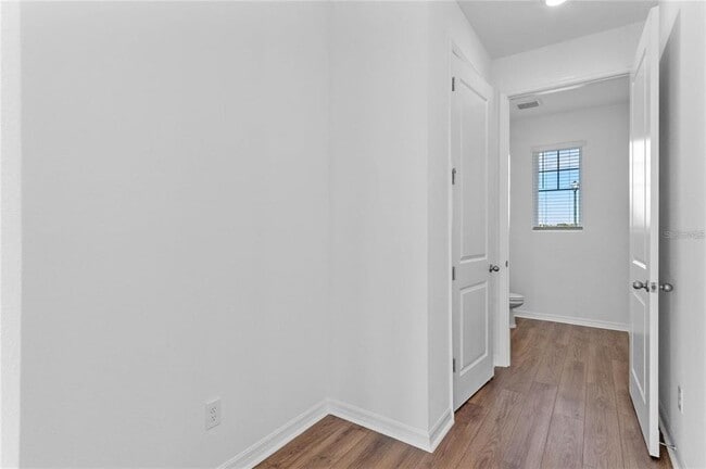 Building Photo - 1808 Sanibel Dr