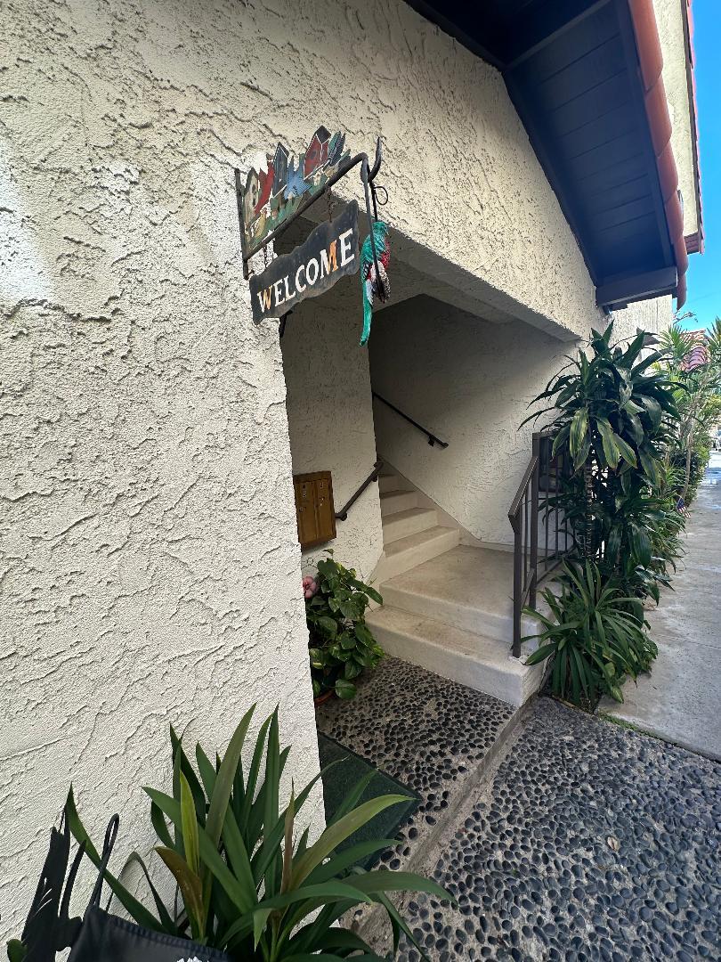 Building Photo - 1930 Junipero Ave