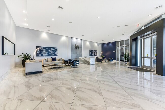 Building Photo - 5925 Almeda Rd