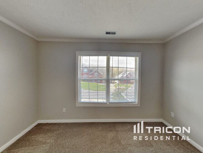Building Photo - 105 Crooked Creek Ct