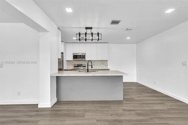 Building Photo - 7041 Raleigh St