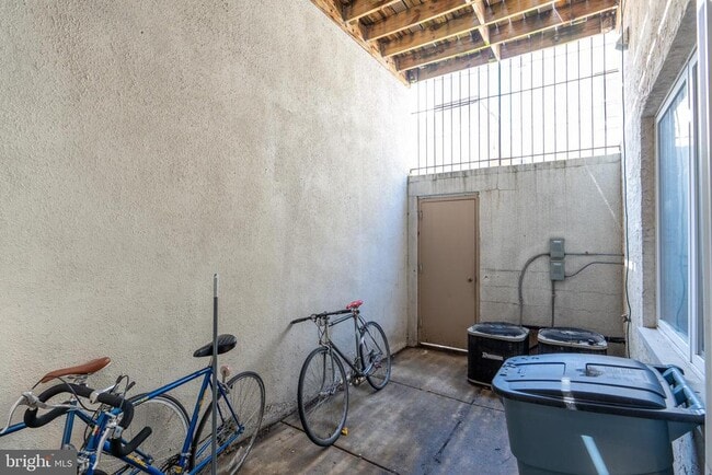 Building Photo - 1108 Fitzwater St