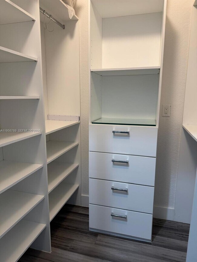 Building Photo - 5455 SW 191st Terrace