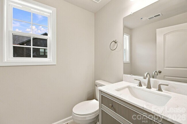 Building Photo - 122 McCarver Rd