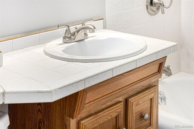 Building Photo - 1150 S Jackson St